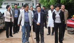 省卫生厅副厅长陈小春来我院调研