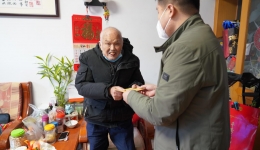 鹤城区委统战部领导前往我院慰问归国华侨