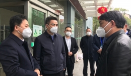 市领导王建球调研“湖医附一”新冠救治工作