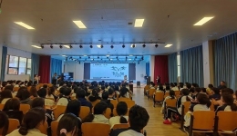 减压赋能  “赢”接高考 ——湖医附一医院走进校园开展心理减压公益讲座