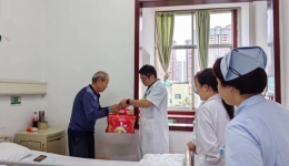 老党员身患恶性肿瘤却不愿麻烦组织，充分彰显党员本色
