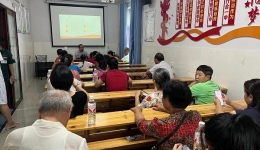 湖医附一助力老年朋友稳健换季